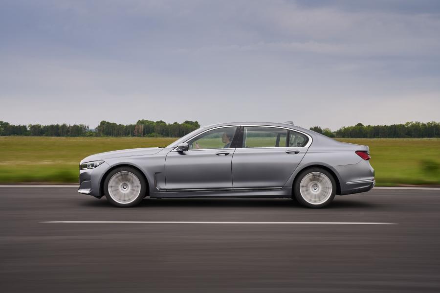  BMW 730Ld (G12) 2019 года  (фото 4 из 18)